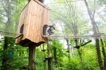 Accrobranche et tyroliennes - Natura Parc Ostwald - Bonjour Alsace