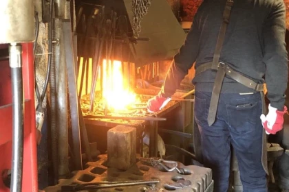 Atelier - décorations de Noël en fer forgé - Bonjour Alsace