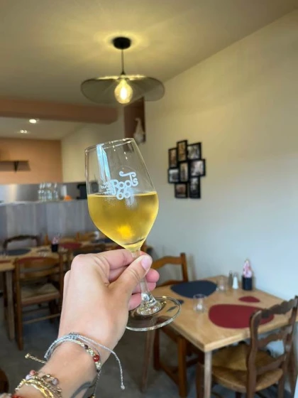 Pause gourmande : planchette locale et vins chez le vigneron - Bonjour Alsace