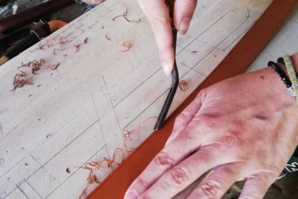 Premiers pas en maroquinerie - Bonjour Alsace