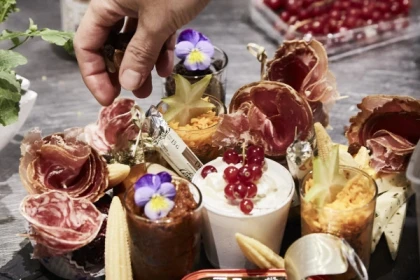 Visite de cave immersive, dégustation et repas planchette - Bonjour Alsace