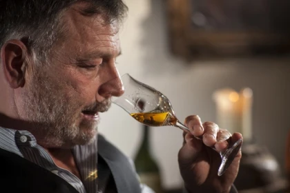 Visite et dégustation aux pieds des alambics - Bonjour Alsace