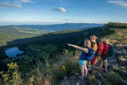Éclipse Solaire en montagne : une randonnée guidée inédite - Bonjour Alsace