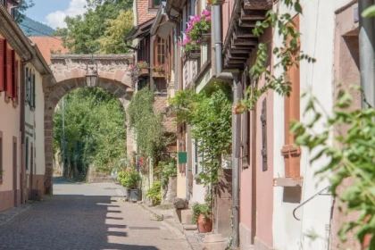 JEU DE PISTE DÉCOUVERTE LES MYSTÈRES DE LA VILLE - Bonjour Alsace