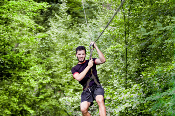 Accrobranche et tyroliennes - Natura Parc Ostwald - Bonjour Alsace