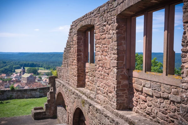 Entrée Château de Lichtenberg - Bonjour Alsace