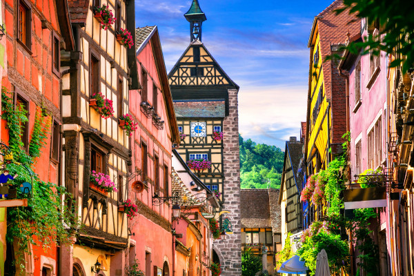 Bonjour Alsace | Terroirs d'Alsace : sur la Route des Vins - RIQUEWIHR