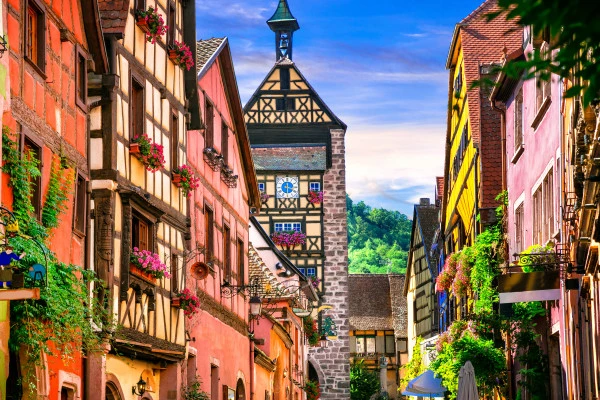Bonjour Alsace | Terroirs d'Alsace : sur la Route des Vins - RIQUEWIHR