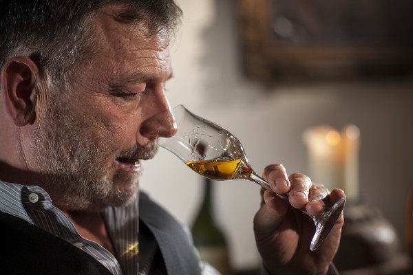 Visite et dégustation aux pieds des alambics - Bonjour Alsace