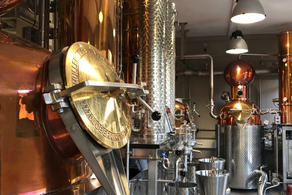 Visite guidée de la distillerie Jos Nusbaumer à Steige - Bonjour Alsace