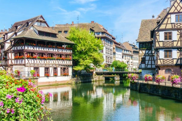 Bonjour Alsace | Visite Vieille Ville et Institutions Européennes